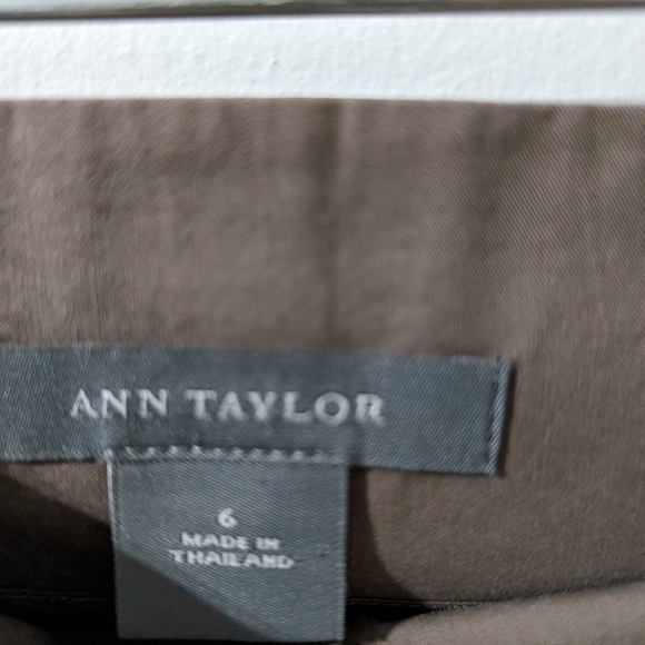 Ann Taylor Skirt Size 6 - Picture 2 of 4